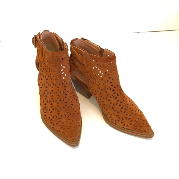 SBICCA Suede Ankle Boots Bohemian Chunky Block Heel Booties Women’s Size 7 - Picture 1 of 16